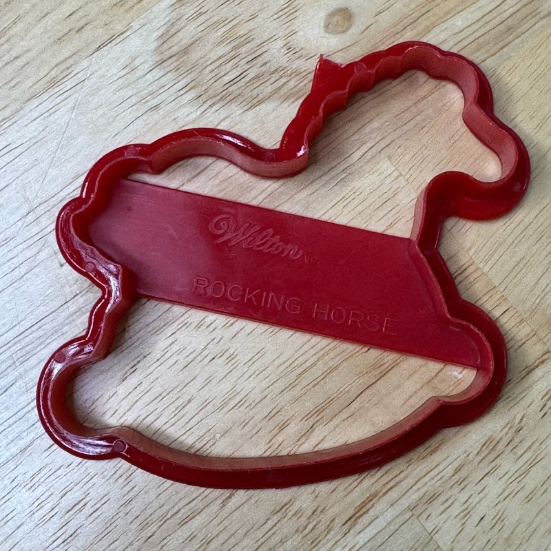 Vintage Wilton Plastic Cookie Cutters Rocking Horse Umbrella Teddy Lot Of 3 READ gallery