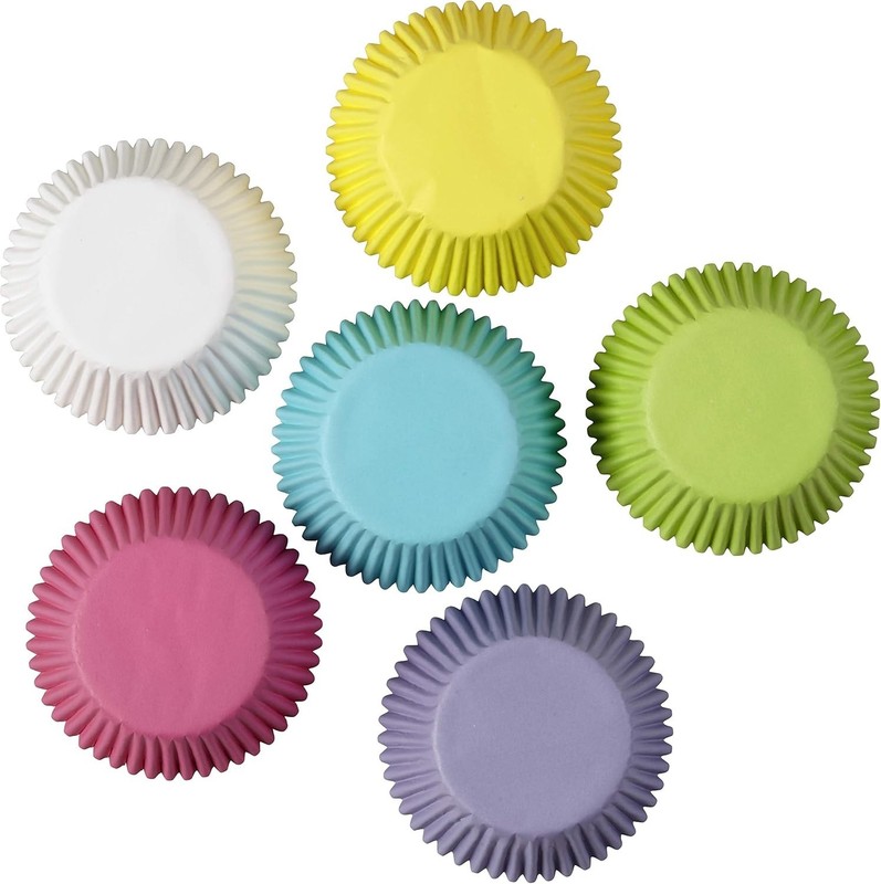 Bakecups Multicolor Pack of 150 Disposale Cupcake Liners Muffin Wrappers gallery