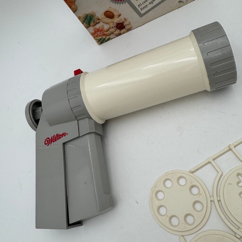 Vintage Wilton Cookie Press for Spritz Cookies, 1988 gallery