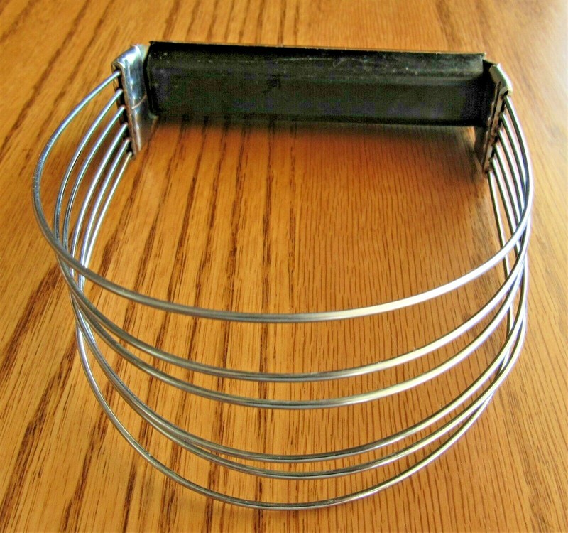 Vintage Pastry Blender Dough Cutter ANDROCK stainless black Acrylic Handle gallery