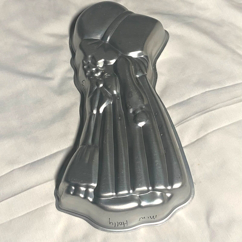 Holly Hobbie Cake Pan 1976 Wilton Enterprises 502-313 Decorative Mold Tin VTG