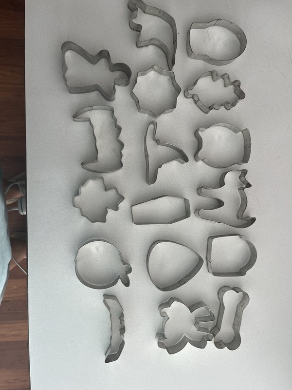 Lot of 17 misc. Cookie Cutters- Halloween, Christmas, Random