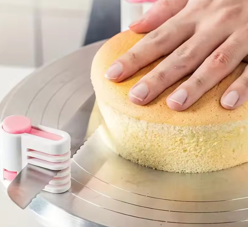 Professional Cake Leveler Slicer Layer Cutter Adjustable 5-Layer Creative Cake gallery
