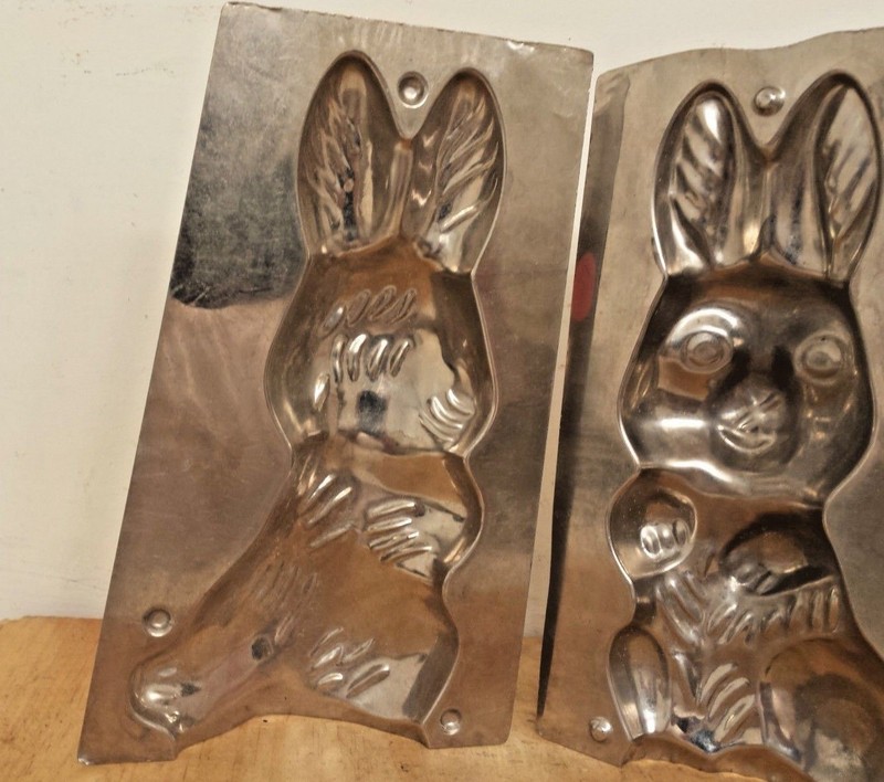CHOCOLATE MOLDS BUNNY 2 PIECE STANDING ALUMINUMN RABBIT SCHOKOLADENFORM 15 +1 gallery