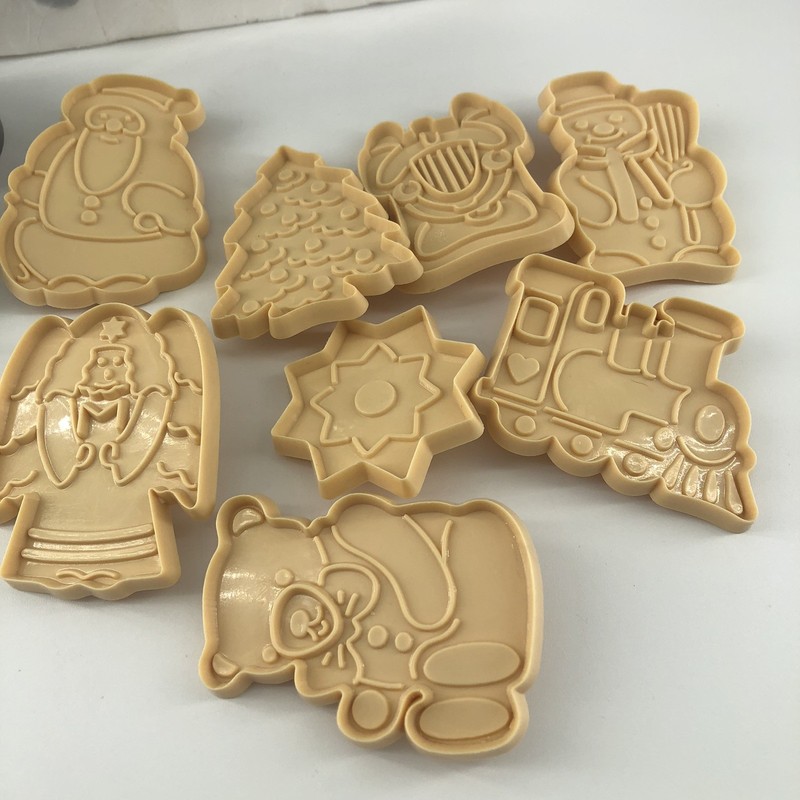 Cookie Cutters, & Wilton Cookie Pro Ultra II Cookie Press Set 16 DISK Assorted gallery