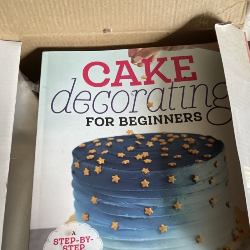 Mareston Complete Cake Decorating Supplies Set with Tools & Beginners Book gallery