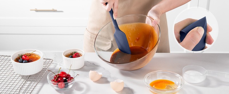 600ºF Heat Resistant Silicone Spatulas: Flexible gallery
