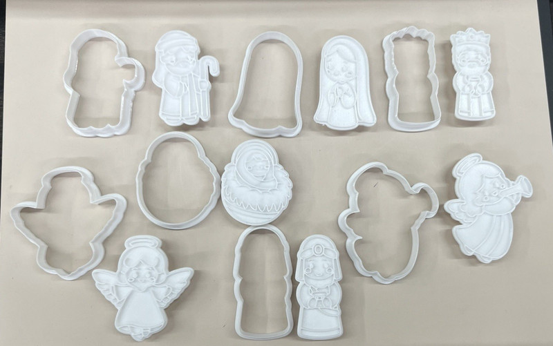 Nativity Christmas Cookie Cutters + insert -14 pieces gallery