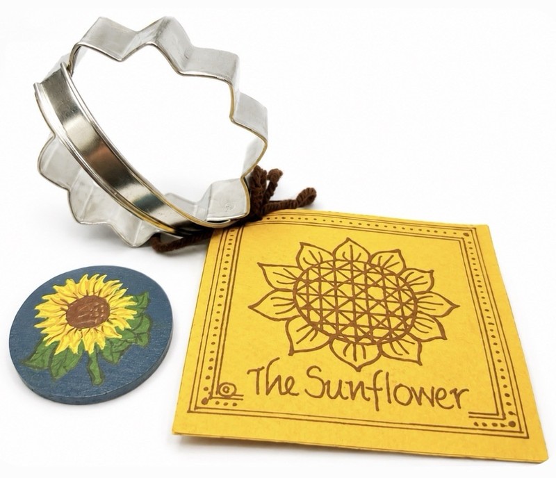 Ann Clark Sunflower Cookie Cutter w/ Handle Recipe Card Mendon VT Baking Set