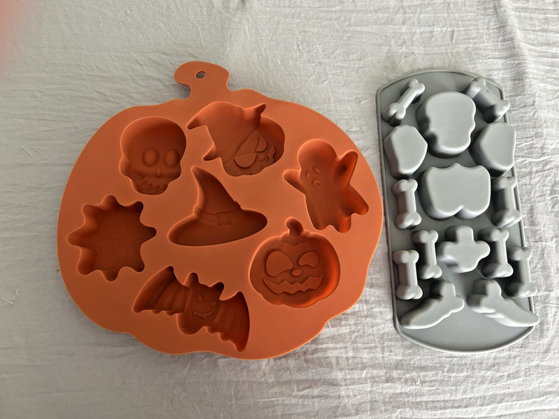 Halloween Nonstick Silicone Molds Candy Chocolate Skeleton Ghost Bat Jack o Lant