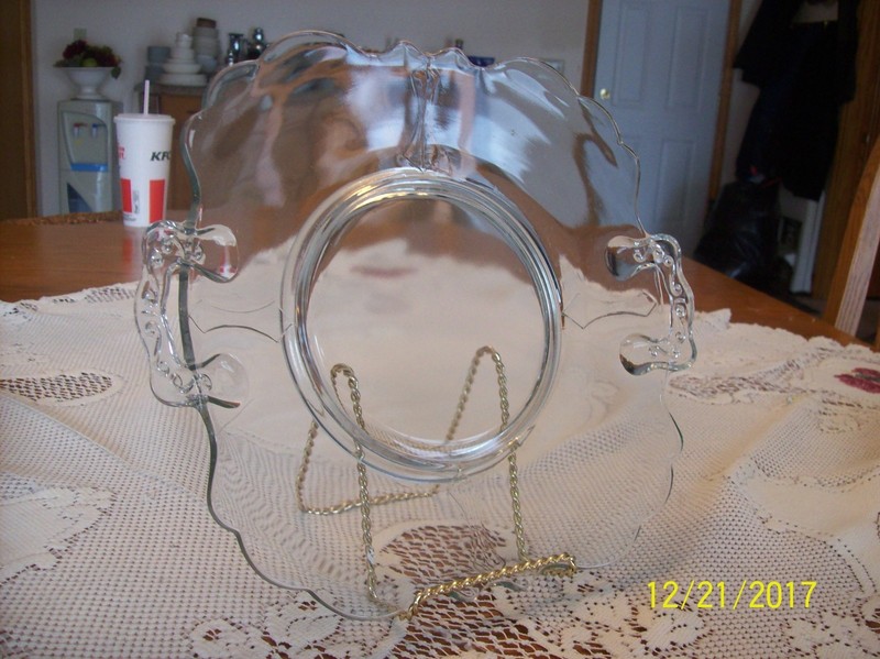 Crystal Clear Depression Glass Scalloped Edge Double Handle Cake Plate gallery