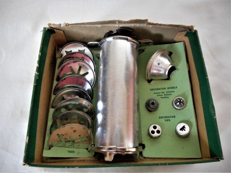 *VINTAGE* RARE Mini Cookie Maker Cake Decorator by ZACHMAN & COMPANY