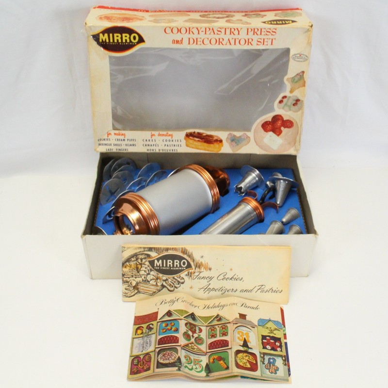 Mirro 358-AM 2 Copper Cooky Pastry Press Spritz Decorator Set & Recipe Book