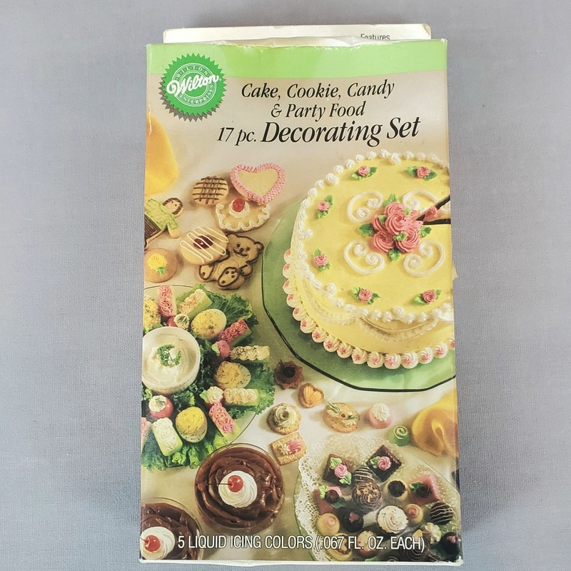 Vtg. WILTON Cake, Cookie, Candy & Party Food 17pc. Decorating Set 2104-2410