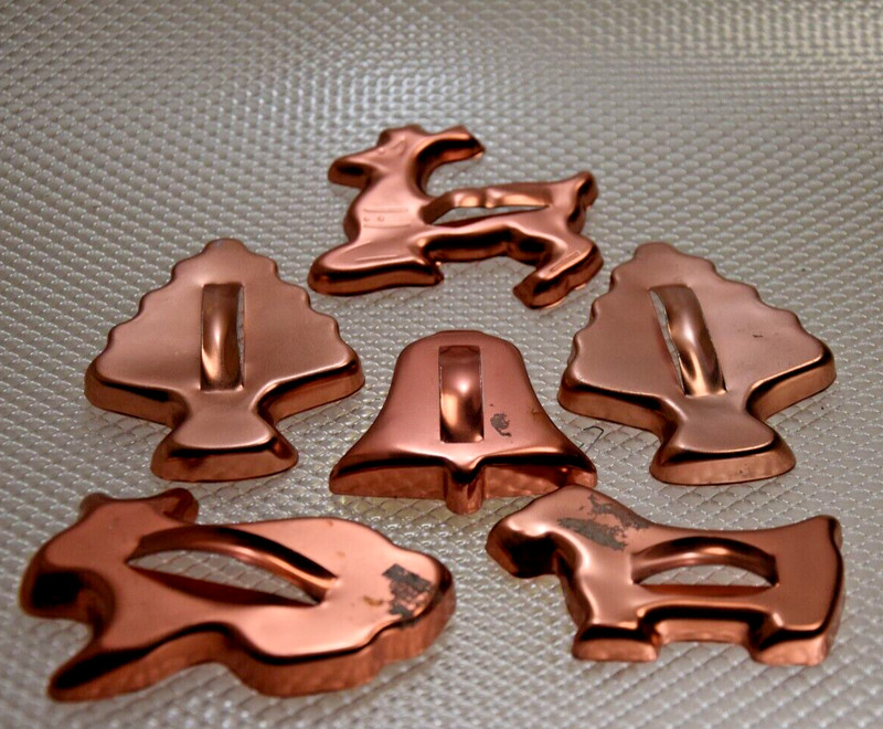 ALUMINUM COOKIE CUTTER COPPER CHRISTMAS TREE BELL REINDEER 6PC LOT 1960s VINTAGE