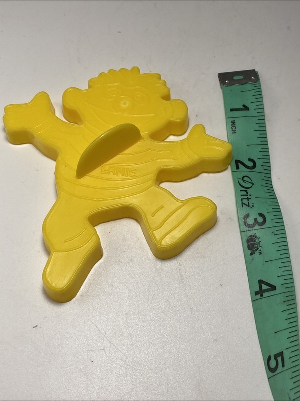 Ernie Cookie Cutter Yellow Muppets Sesame Street Wilton 1970s Vintage gallery
