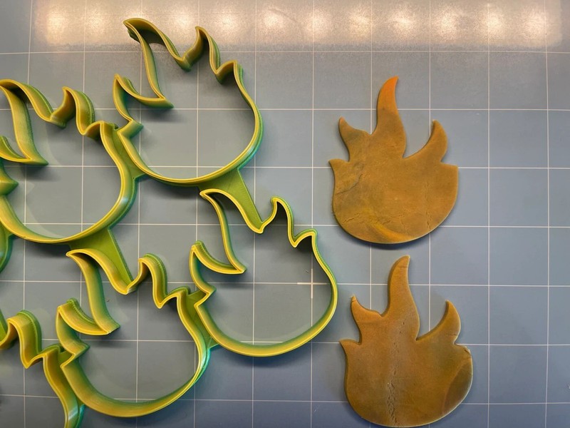 Fire Flame Multi Cutter ( 3”x8 Fire Flames ) gallery