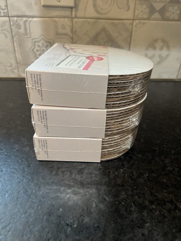 Set of 3 - Wilton 6-Inch Round Cake Boards, 10-Count New gallery