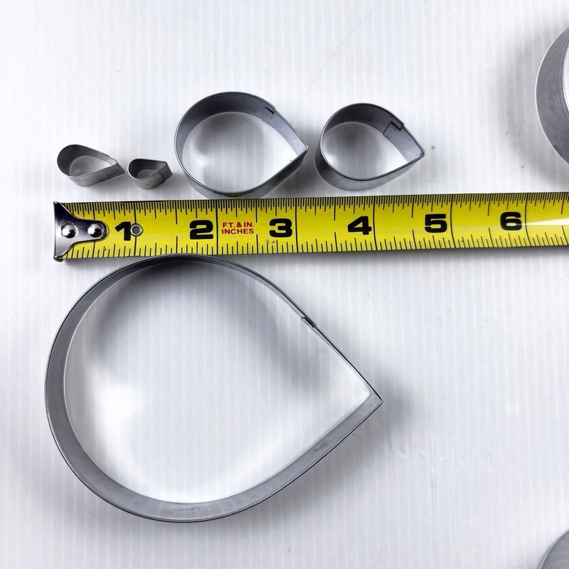 Teardrop/Raindrop Cookie Cutter Set Stainless Folded Edge Craft Supplies 12 Pc gallery