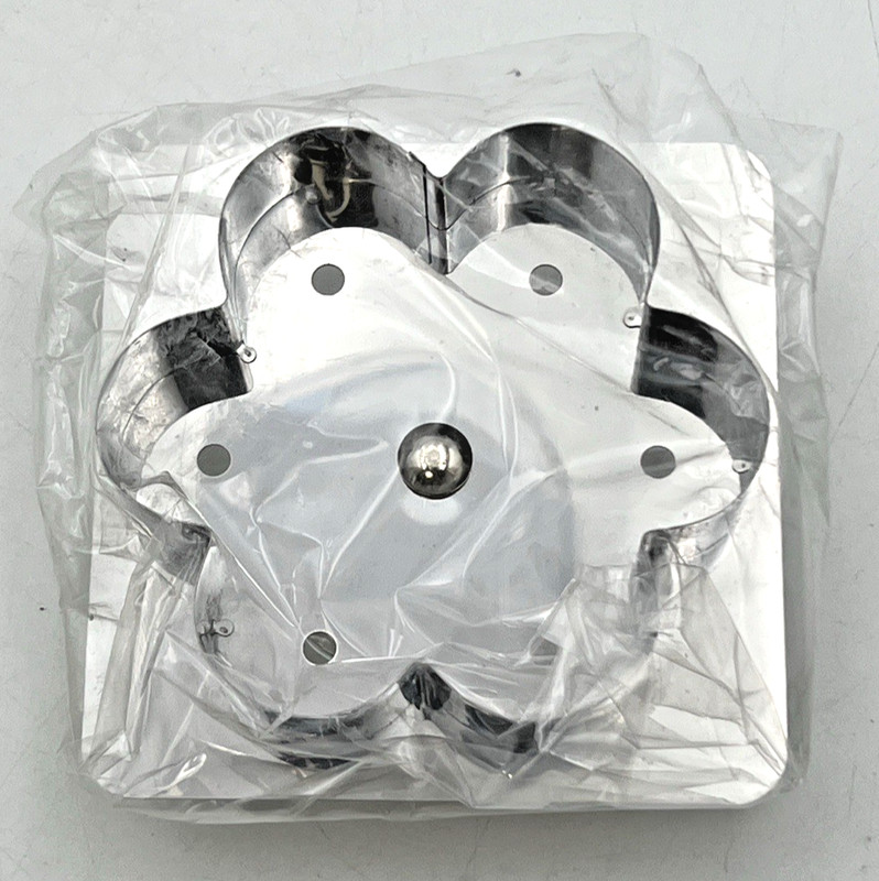 3 ATECO COOKIE CUTTERS GINGERBREAD BOY #1485, DAISY #1482 STAINLESS & PINWHEEL gallery