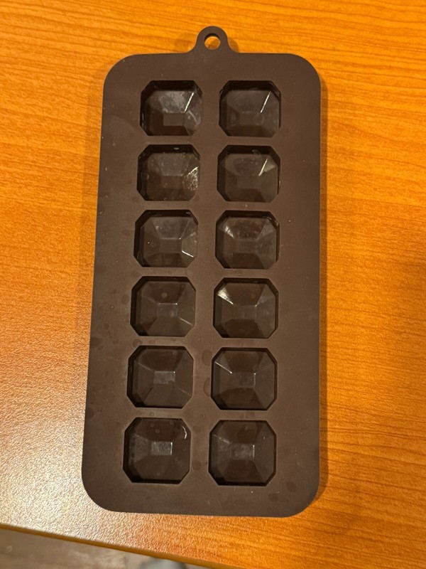 Gem-Shaped Candy/Chocolate/Truffle Silicone Mold – 12 cavities (1.1in x 0.5in)