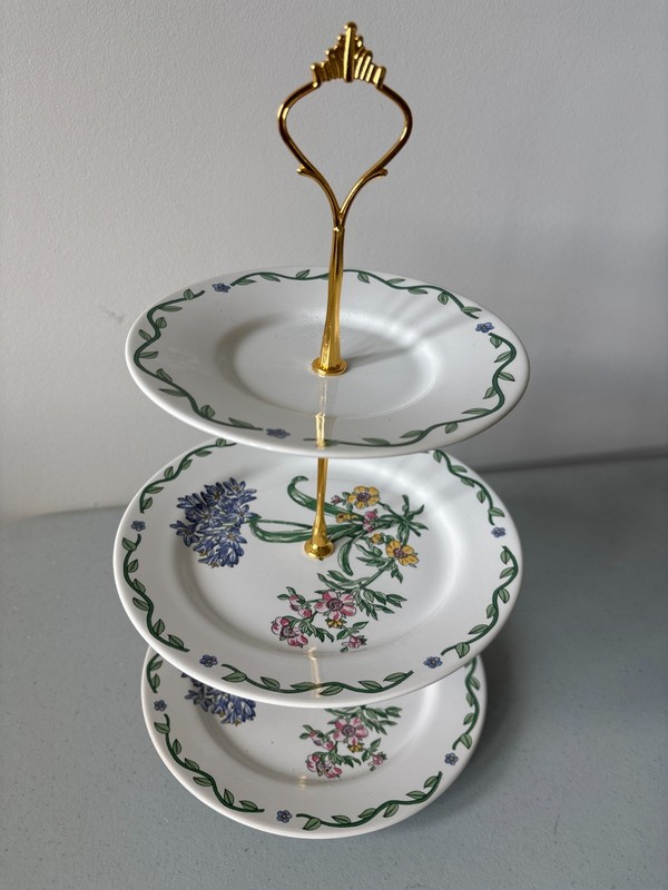 3 Tier Cake Ceramic Cake Stand-Free Shipping!