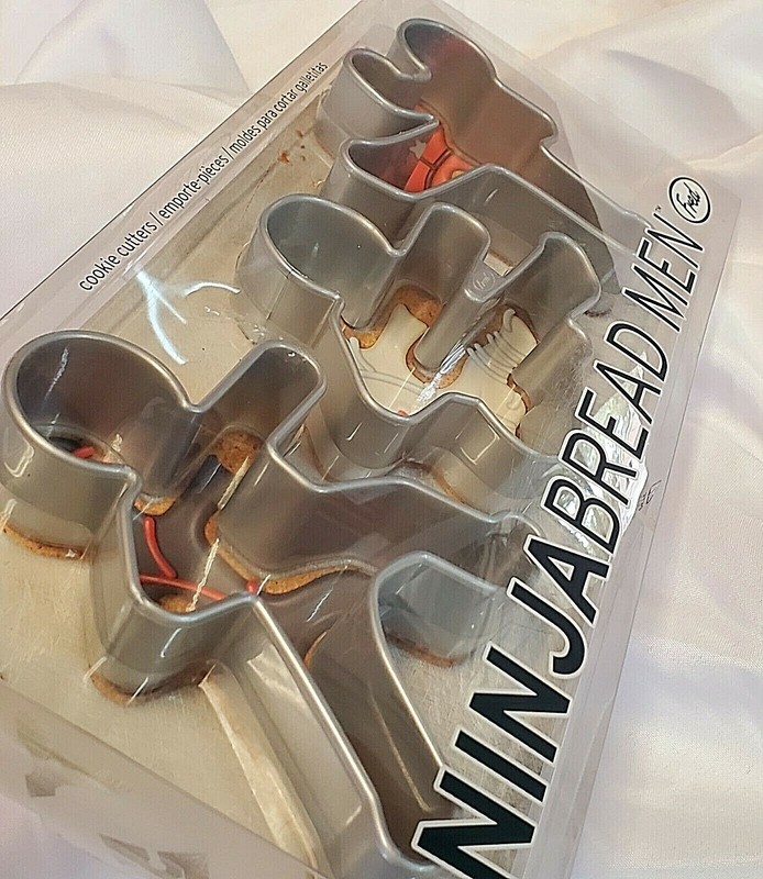 FRED NINJABREAD MEN NINJA COOKIE CUTTERS SET OF 3 FUN KARATE BAKING KIDS PARTY gallery