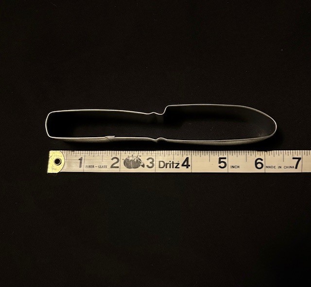 Knife cookie cutter