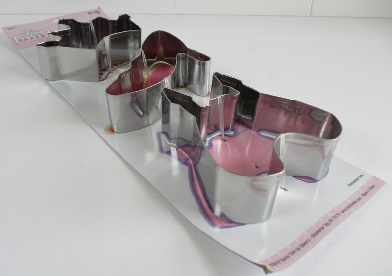 NEW, Princess Party Metal Cookie Cutters, Set of 3, Tiara Slipper Castle gallery