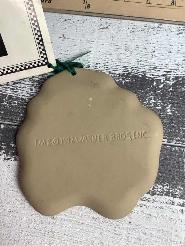 Vintage Warner Brothers Bugs And Taz Cookie Molds gallery