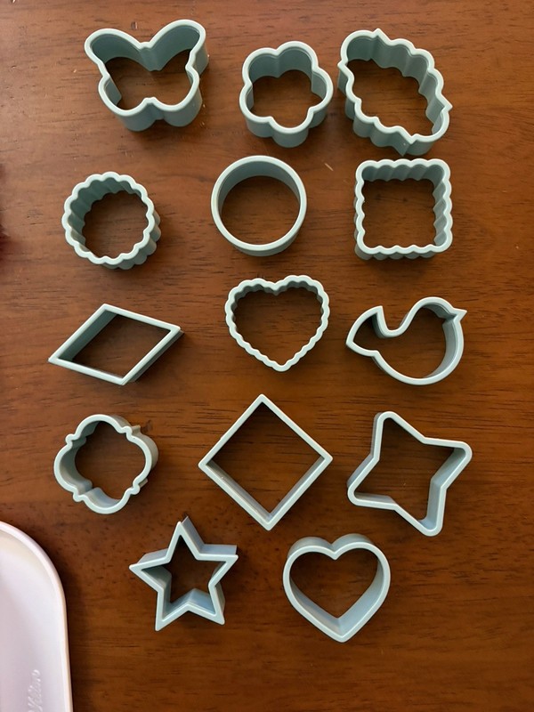 LOT ~ Wilton Fondant Tools Cake Pastry Decorating LOT stamps, cutters, smoother gallery