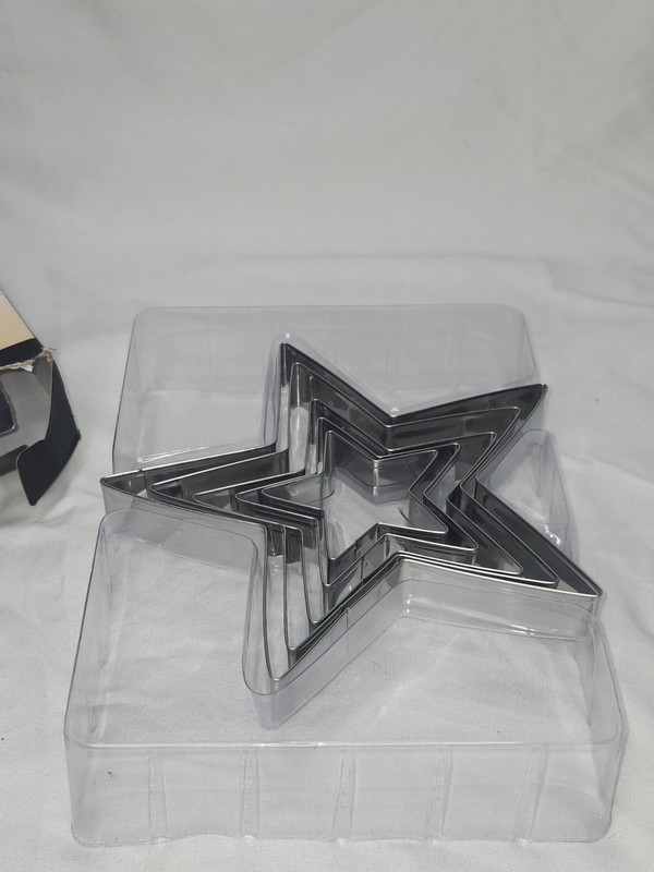 3D Cookie Tree Nested Stainless Steel Star Cutters Set 5, 2.5-6.25" gallery