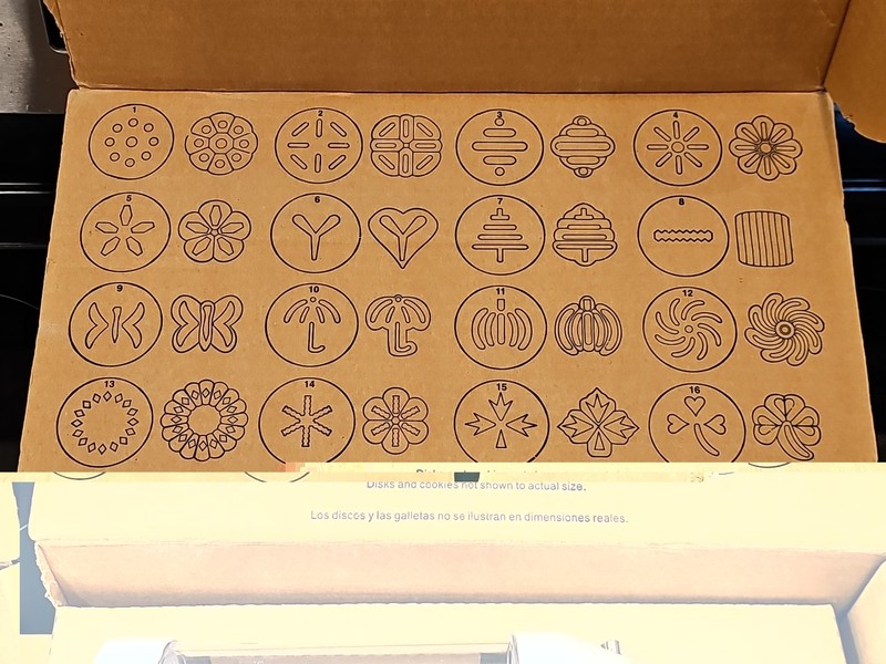The Pampered Chef 1525 Spritz Cookie Press with 16 Discs Retired Original Box gallery