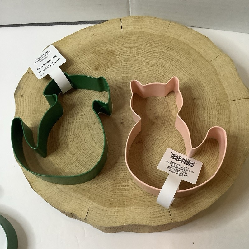 Cat & Dog Cookie Cutter Wonder shop Lot Of 2 Stainless Steel gallery