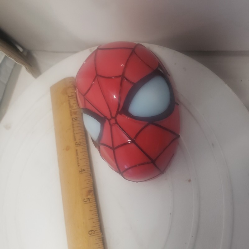 MARVEL SPIDERMAN LIGHT UP CAKE TOPPER -NIGHT LIGHT CLIP ON 5 X 3.25 in. gallery