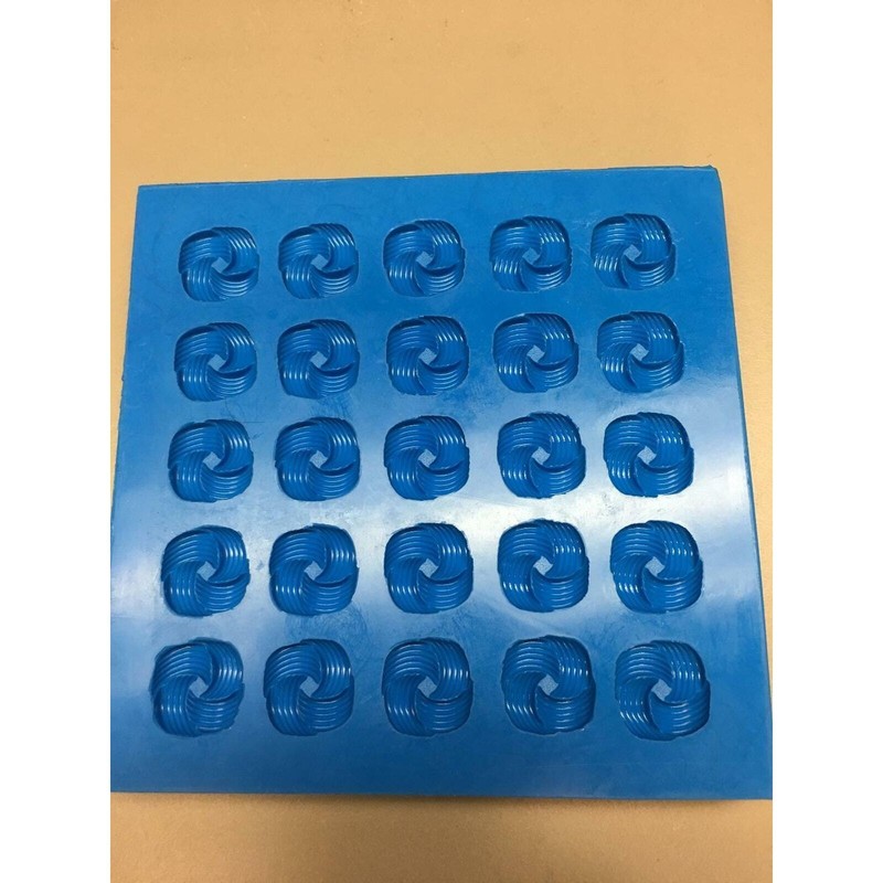 Twisted Knots Food Grade Silicone Mold by Pastry Impressions – 25 knots