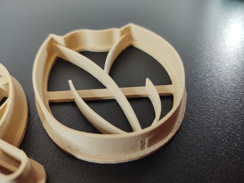 Spring Tulip & Leaf Cookie Cutter Outline 3" NEW Great for Play Doh Clay gallery
