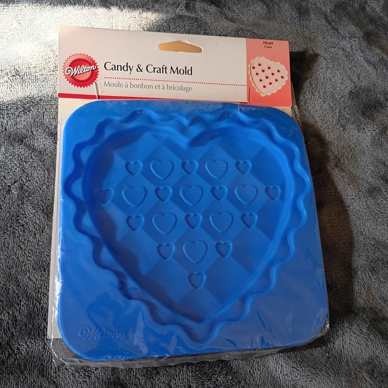 Wilton Mold Heart Silicone Blue