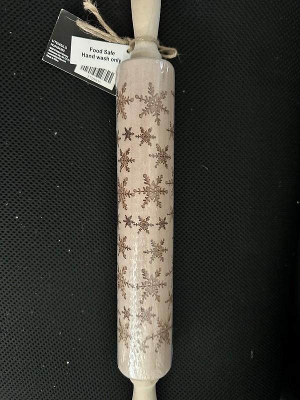 Robert Stanley Snowflake Embossed Rolling Pin Holiday Kitchen Decor