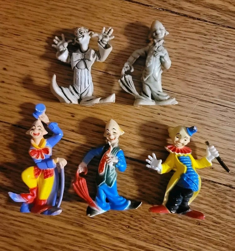 5 Vintage 1970s Old Clown Figures Circus Painted & Blank Cake Toppers Hong Kong