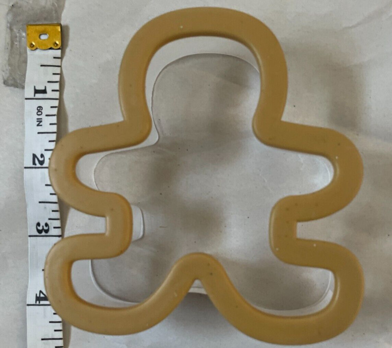 1 Pot Holder & 5 Holiday Time Gingerbread Man Cookie Cutter Christmas 3.5” x 4" gallery