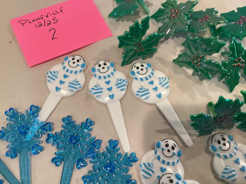 Vintage Christmas theme cake toppers holiday cupcake decorations gallery