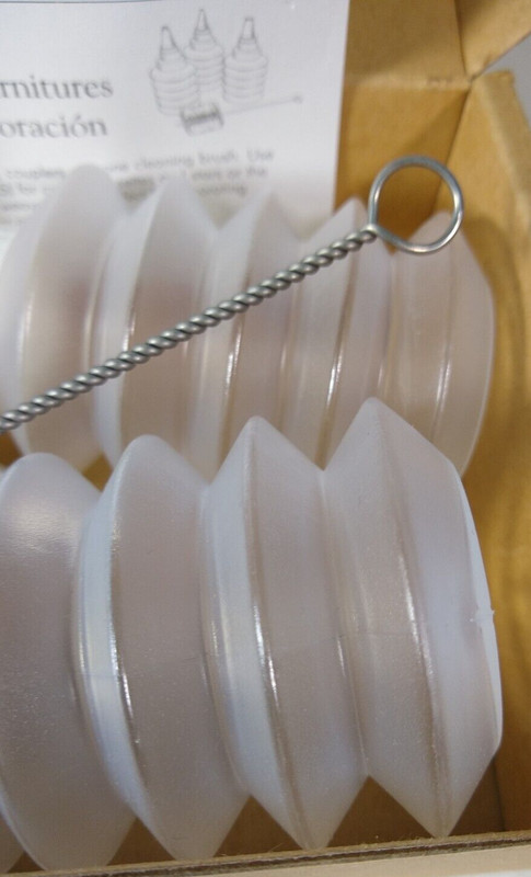 Pampered Chef Decorator Bottle Set NIB 1585 baking cake decorating tips brush gallery