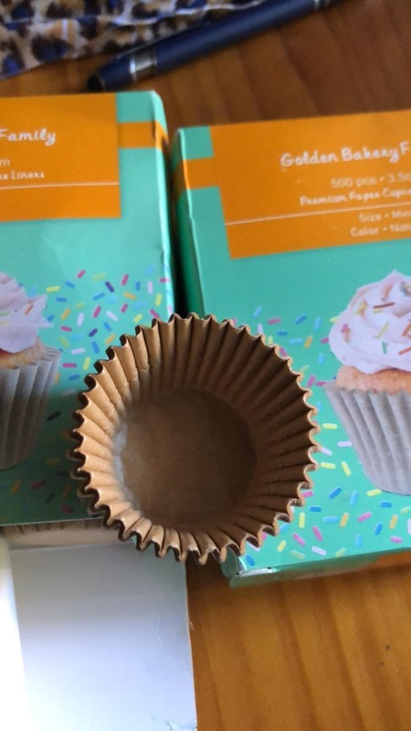 Natural Jumbo Cupcake Liners 300 pcs Greaseproof Baking Cups Muffin Wrappers Par