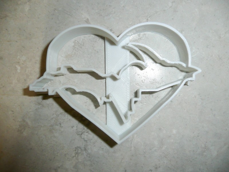 MICHIGAN UP UPPER PENINSULA OUTLINE WITH HEART SPECIAL COOKIE CUTTER USA PR999 gallery