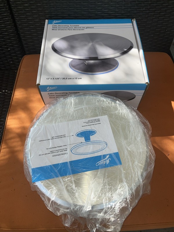 NEW Ateco 615 12-Inch Round Aluminun Revolving Cake Decorating Stand Opened Box!