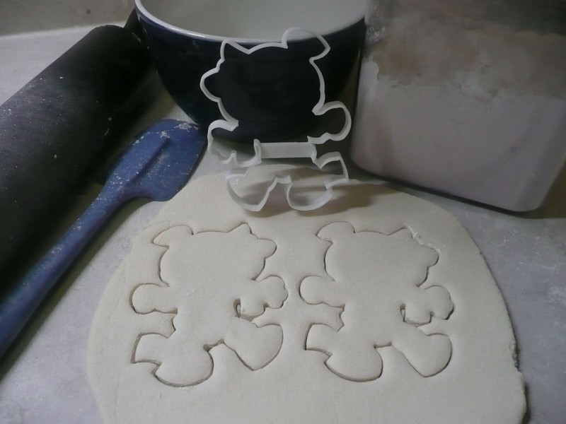 MUMMY MUMMIES OUTLINES FACE BABY GIRL AND BOY WRAPPED COOKIE CUTTER USA PR1383 gallery