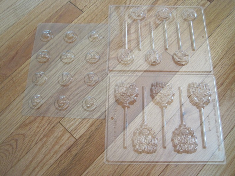3 Halloween Candy Molds by ILA – 2 Halloween Sucker and 1 Button Gem