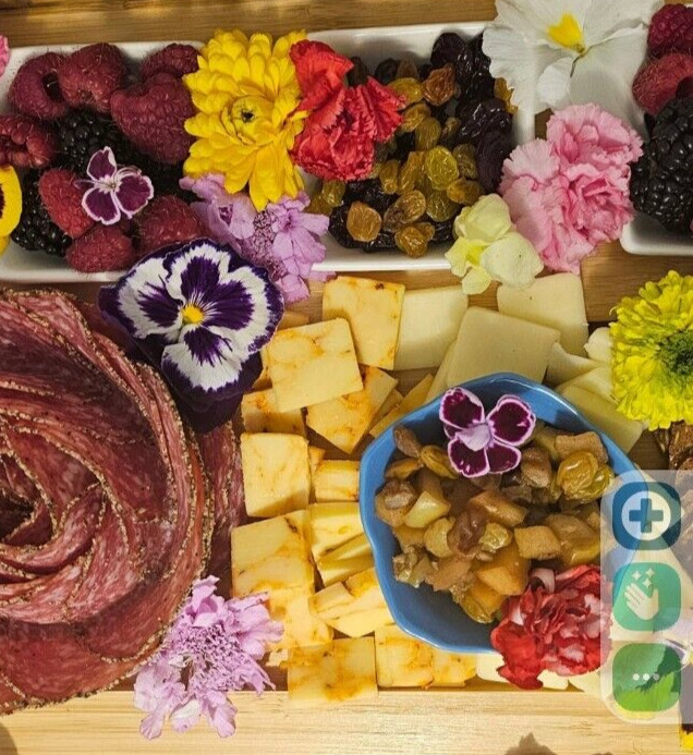 Edible Fresh Garnish Gourmet Ice Cube Blooms Free Overnight Ship WEDNESDAYS 100 gallery