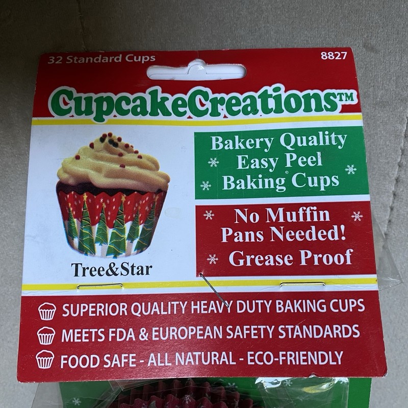 NEW Swedish Cupcake Creations Xmas Tree&Star No Muffin Pan! 32 Baking Cups NOS